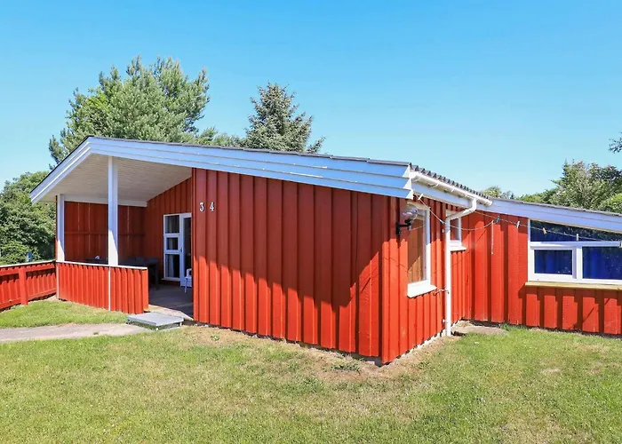 6 Person In Bindslev-by Traum